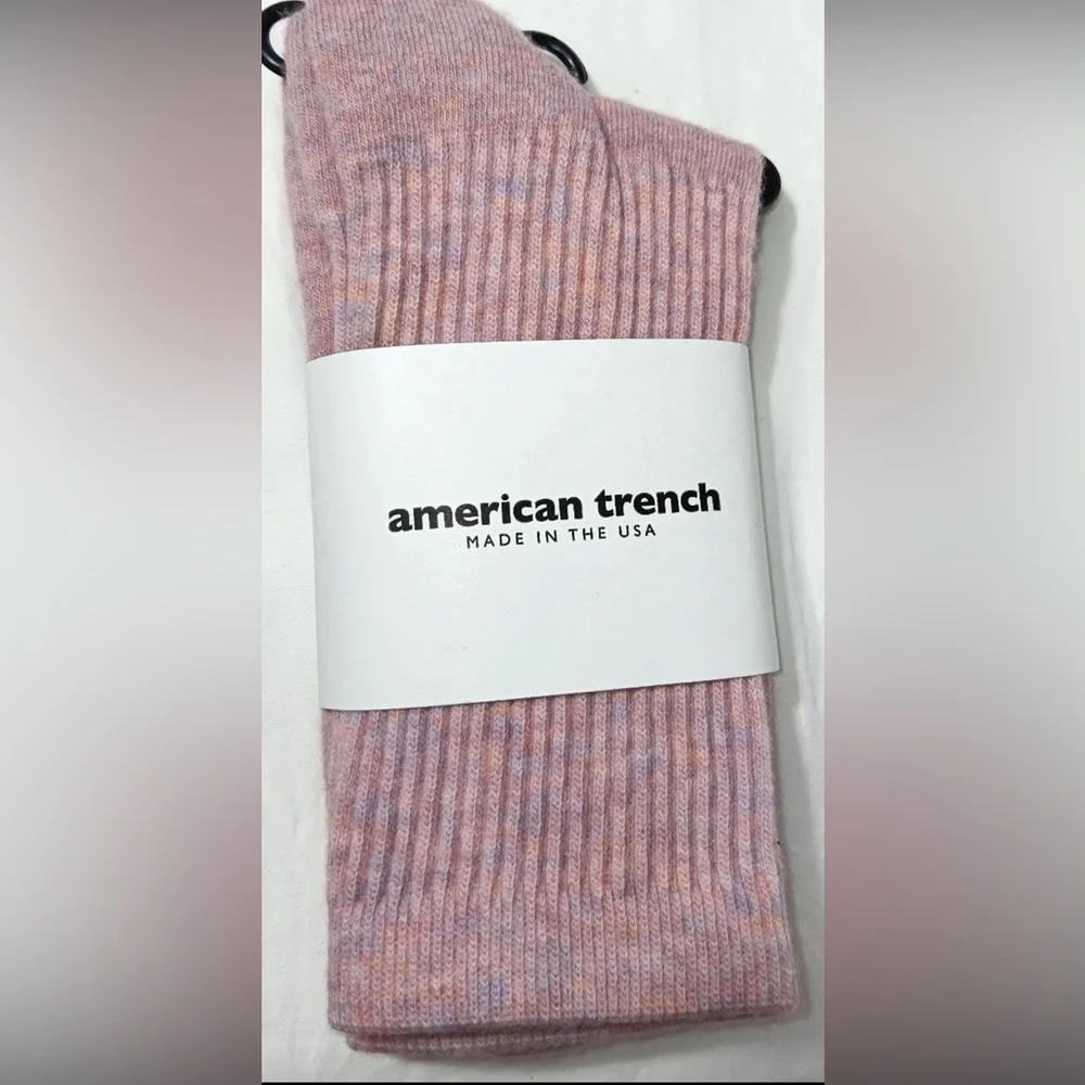 AMERICAN TRENCH SUPERMERINO WOOL CREW SOCKS BLUSH HEATHER PINK OS NWT